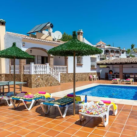 Tres Olivos By Villa