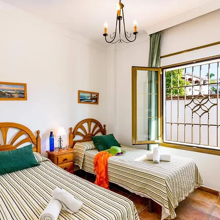 Tres Olivos By Villa *